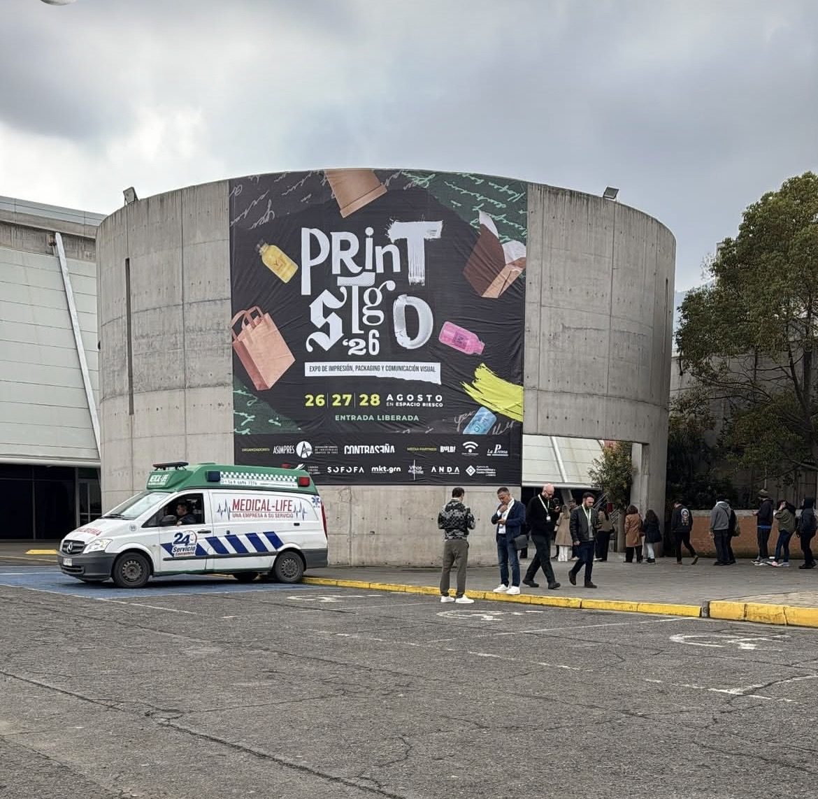 Reborix laser fume extractor showcased at Print Stgo 2026, Santiago